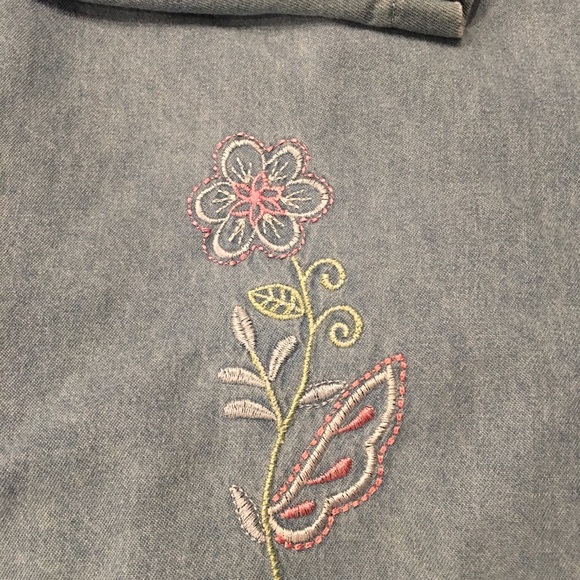 Ladies Denim blouse - Picture 2 of 5